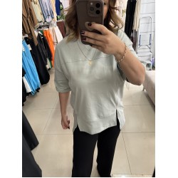 Önü Yırtmaçlı Gri Tshirt