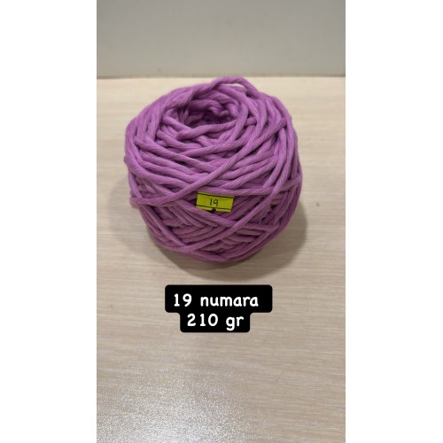 19 numara 210 gr 3 mm tek büküm taranabilir makrome ipi