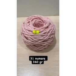 31 numara 360 gr 3 mm tek büküm taranabilir makrome ipi