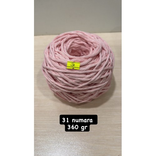 31 numara 360 gr 3 mm tek büküm taranabilir makrome ipi